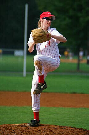 Kim Maier pitching for the Angels