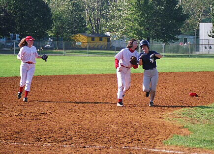 Suzanne Smith tags a Yankee runner out on October 5th